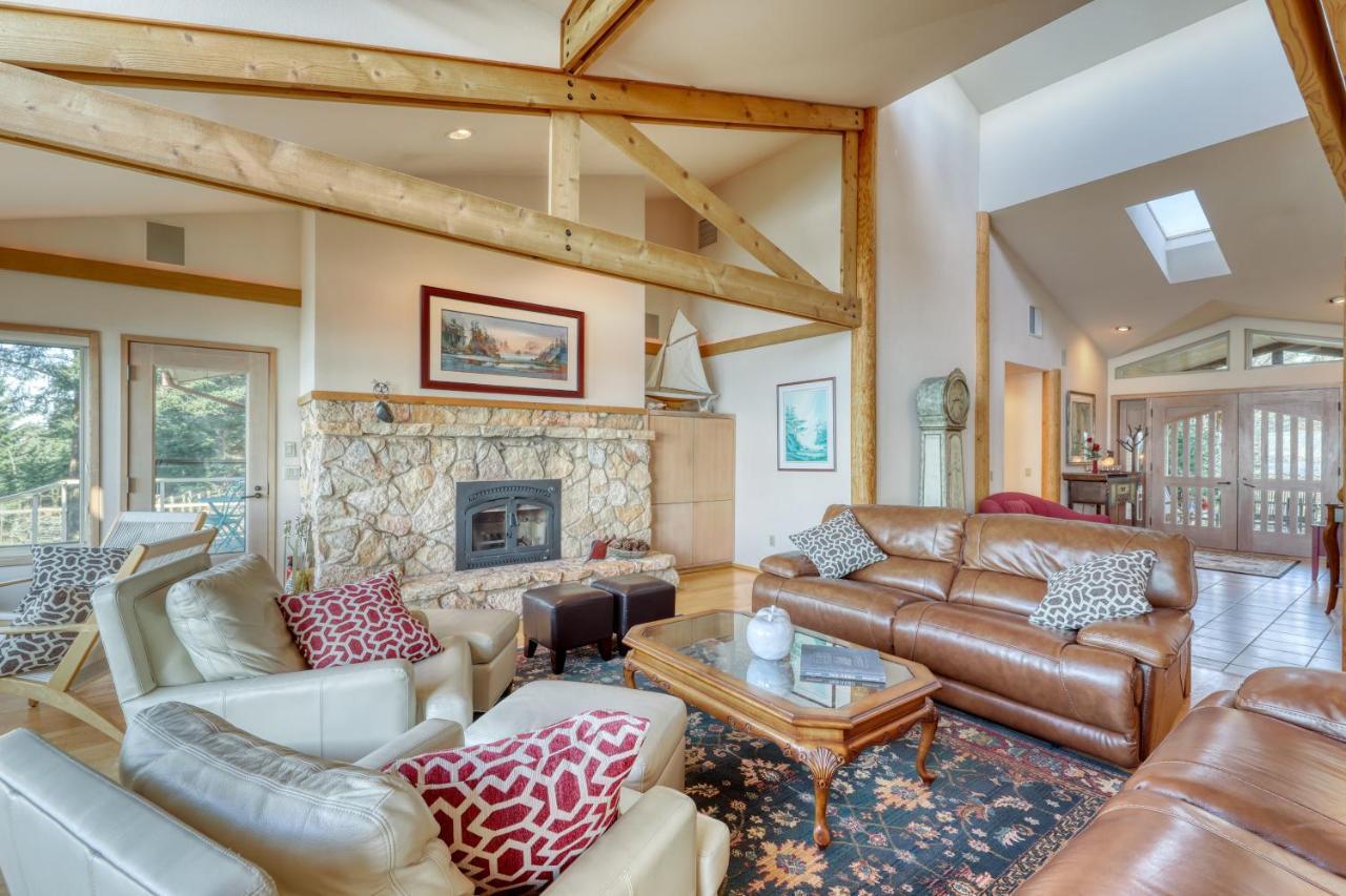 Seascape Lodge Freeland Bagian luar foto